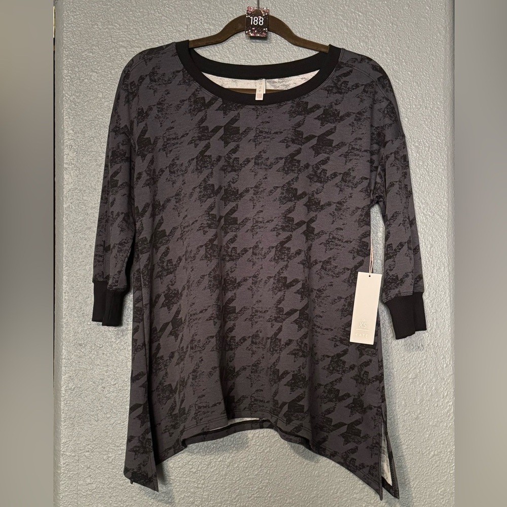 NWT LuLaRoe Cozy Collection Kate XS Top Perfect for FALL
